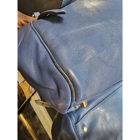 Authentic Burberry Leather Canterbury Tote Royal Blue - Picture 8 of 11